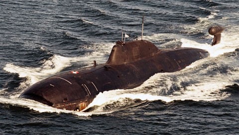 Tàu ngầm tấn công chạy bằng năng lượng hạt nhân K-152 Nerpa, thuộc lớp Akula. Ảnh: RIA Novosti